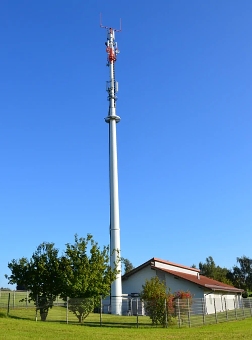 LTE-Mast auf dem Land