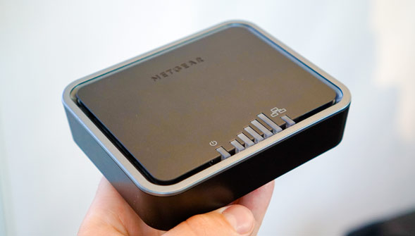 Netgear LB1110