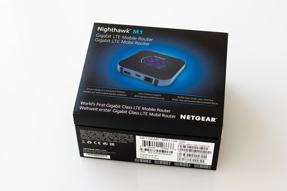 Karton des Netgear M1