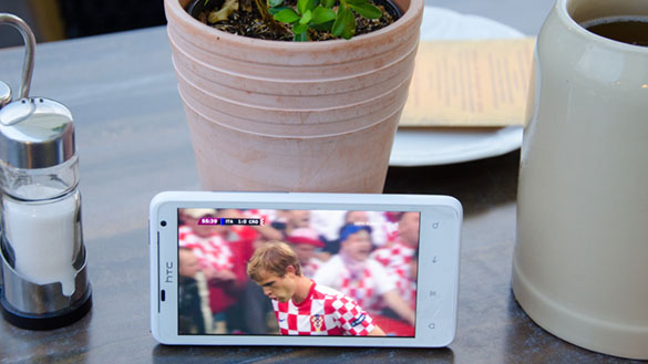 Fernsehen unterwegs im Biergarten