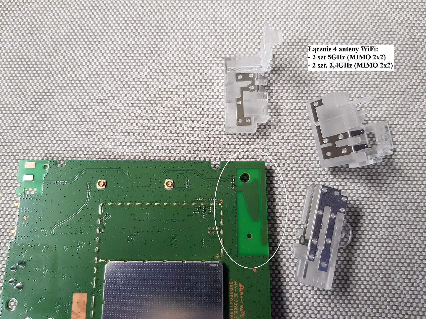 Huawei-B818-263-12.jpg