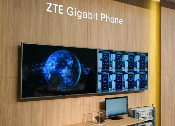 Gigaphone Demo auf der IFA2017 GigaPhone ZTE